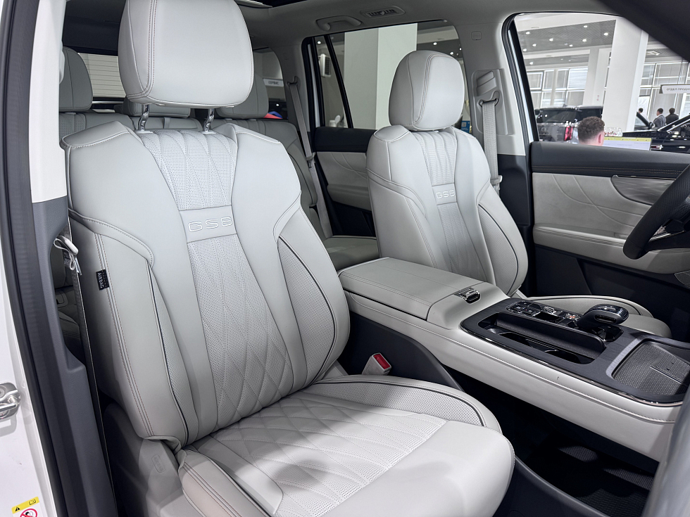 GAC GS8 GX Traveller, белый