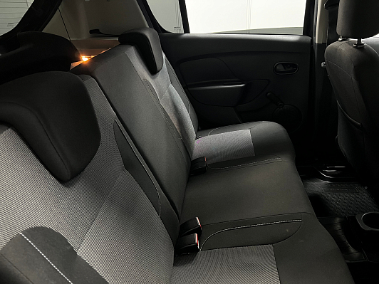 Renault Sandero Life, 2020 года, пробег 27950 км