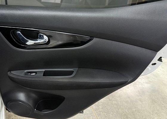 Nissan Qashqai SE+, 2018 года, пробег 128453 км