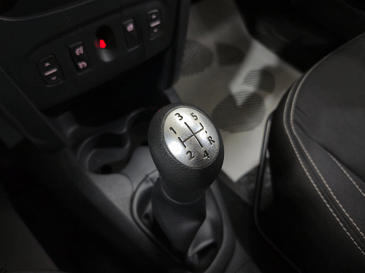 Renault Logan, 2014 года, пробег 190000 км