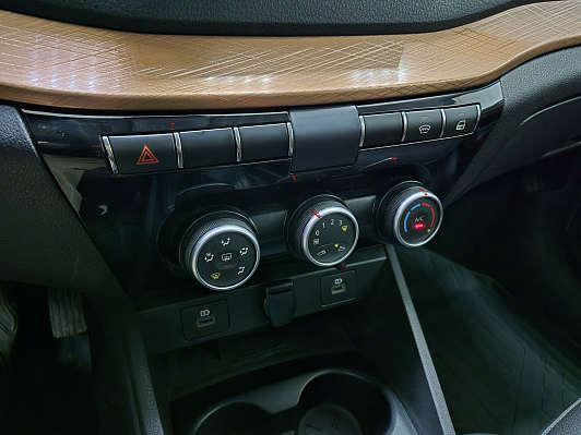 Lada (ВАЗ) Vesta Comfort, 2023 года, пробег 37039 км