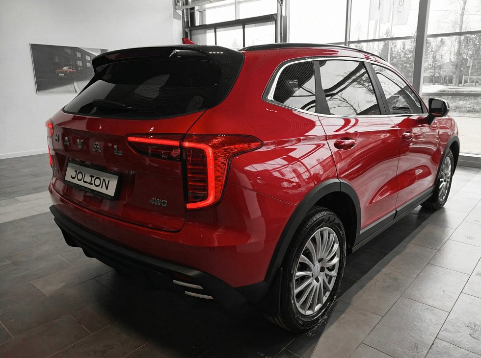 Haval Jolion Премиум, красный