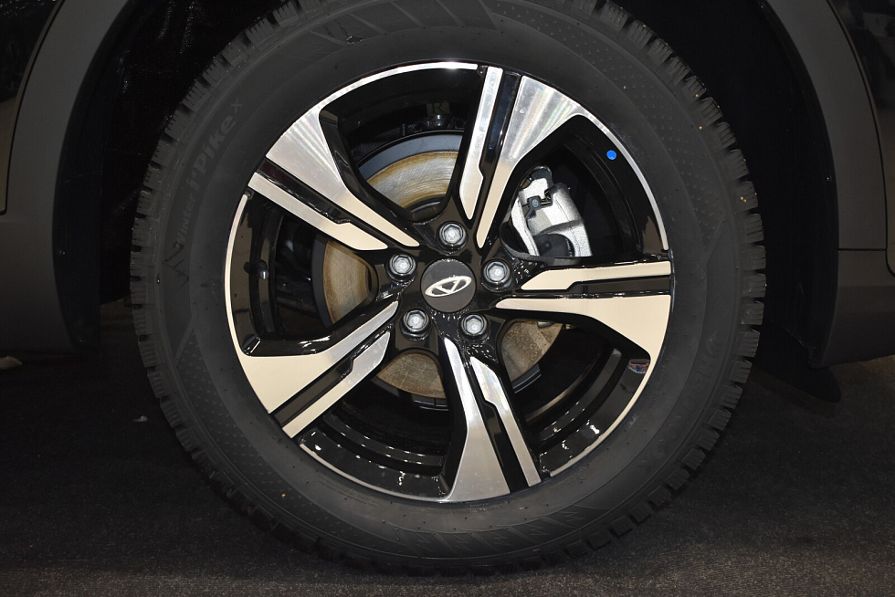 Chery Tiggo 4 MT Line, черный