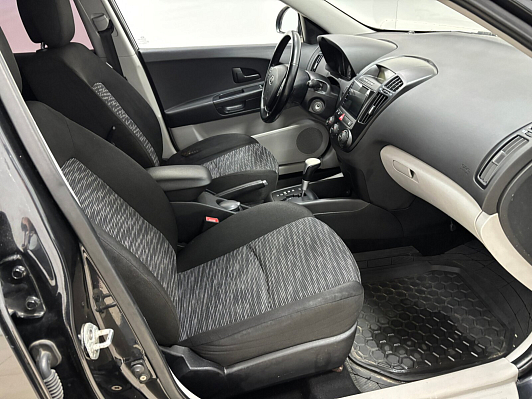 Kia Ceed Комфорт, 2008 года, пробег 246342 км