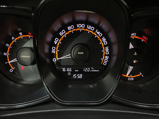 Lada (ВАЗ) Vesta Comfort Winter, 2019 года, пробег 76137 км