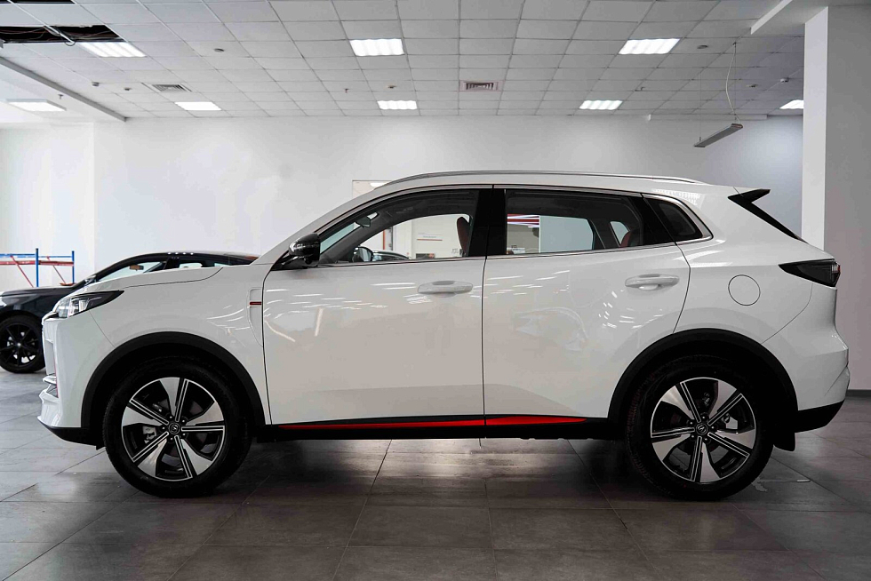 Changan UNI-S (CS55 Plus) Luxe, белый