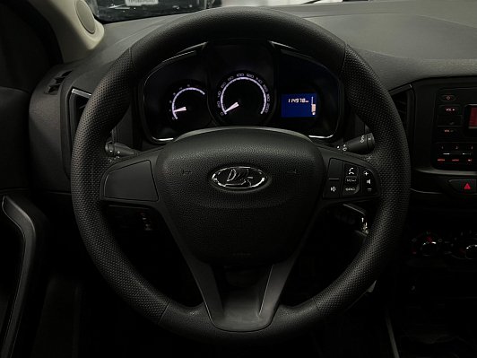 Lada (ВАЗ) XRAY Comfort, 2018 года, пробег 115000 км