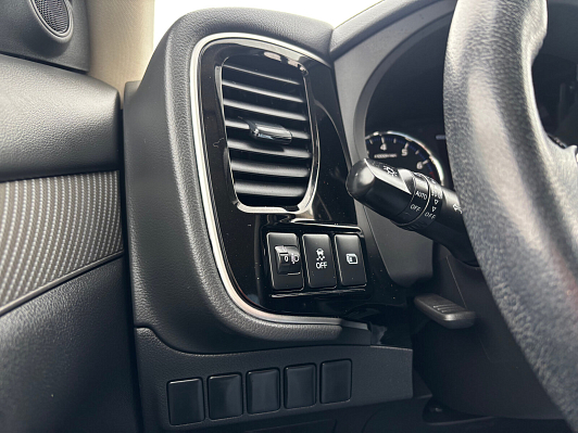 Mitsubishi Outlander Instyle, 2021 года, пробег 83293 км