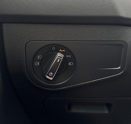 Volkswagen Tiguan, 2018 года, пробег 131067 км