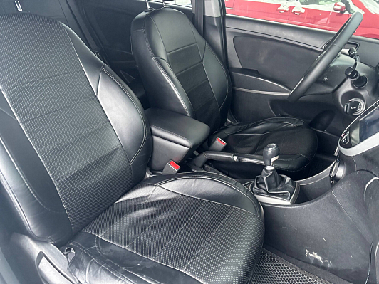 Hyundai Solaris, 2015 года, пробег 155501 км