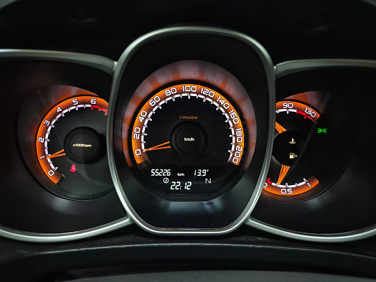 Lada (ВАЗ) Vesta Luxe Multimedia (2017-2019), 2019 года, пробег 55222 км