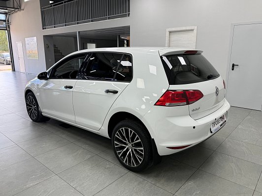 Volkswagen Golf, 2014 года, пробег 300000 км