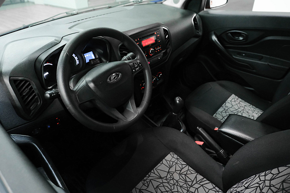 Lada (ВАЗ) XRAY Comfort, 2016 года, пробег 142677 км