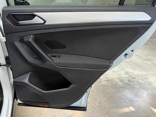 Volkswagen Tiguan CONNECT, 2020 года, пробег 111189 км