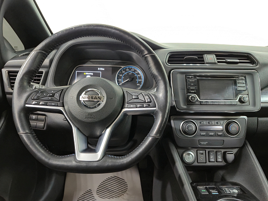 Nissan Leaf, 2019 года, пробег 53097 км
