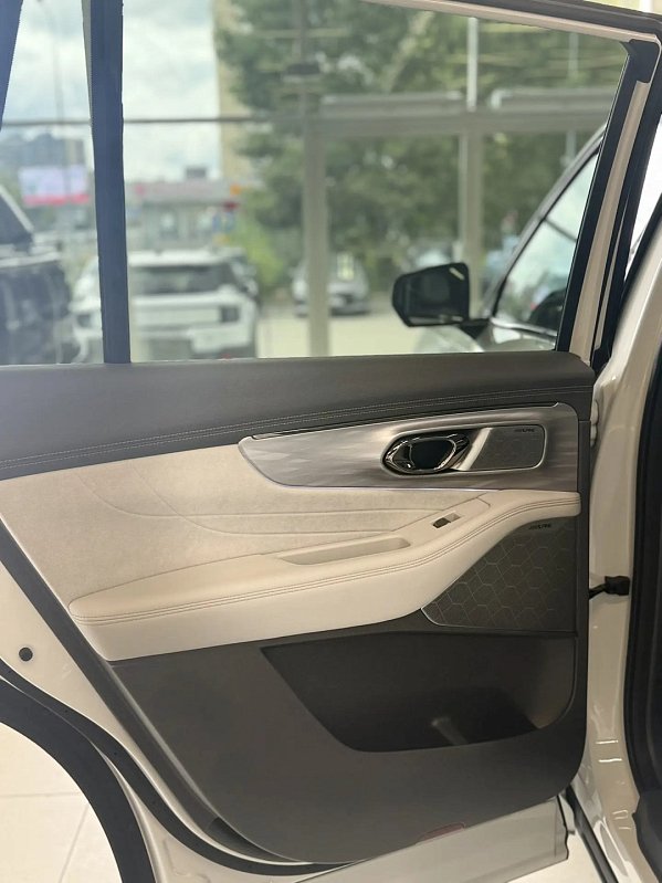 GAC GS8 GX Premium, белый