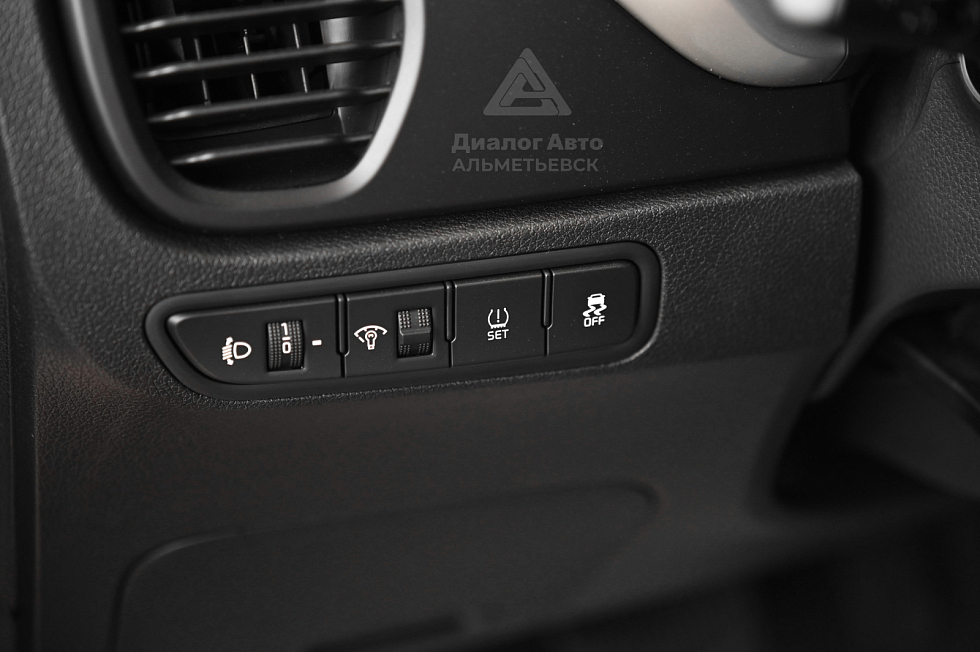 Solaris KRS Люкс АВ (Luxe AV), красный