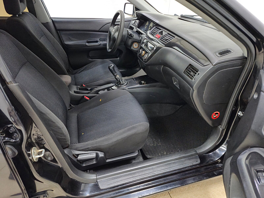 Mitsubishi Lancer, 2006 года, пробег 295055 км
