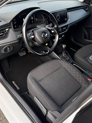 Skoda Rapid Hockey Edition, 2021 года, пробег 57565 км