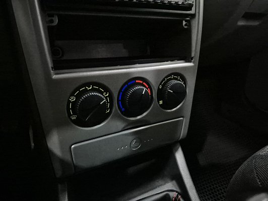 Lada (ВАЗ) Priora, 2010 года, пробег 162335 км