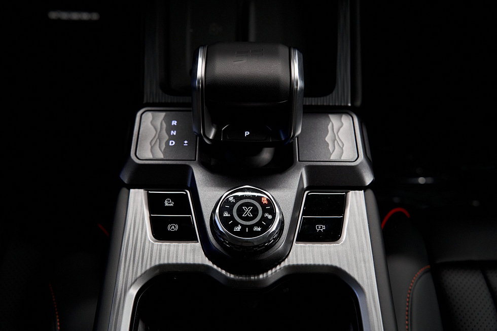 Jetour T1 Премиум, черный