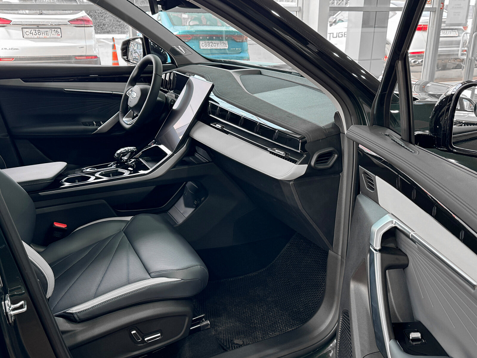 Geely Atlas Люкс, зеленый