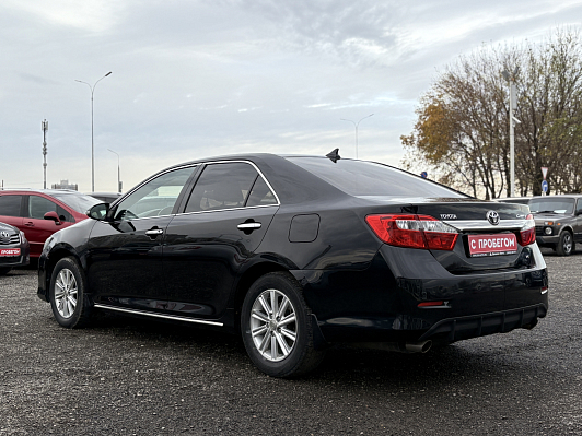Toyota Camry, 2013 года, пробег 290000 км