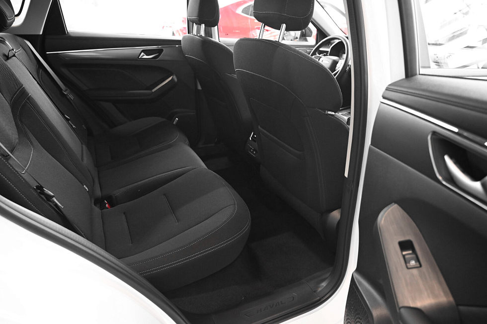 Haval Jolion Техно+, белый