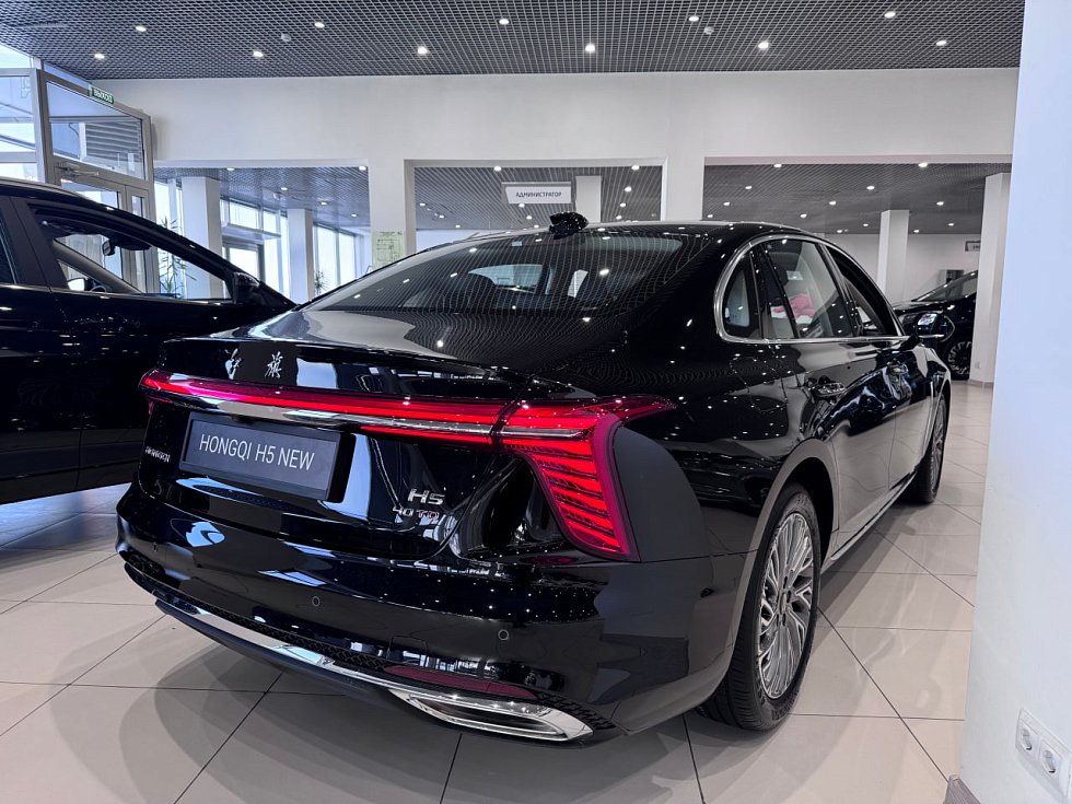 Hongqi H5 Делюкс Плюс (Deluxe+), черный