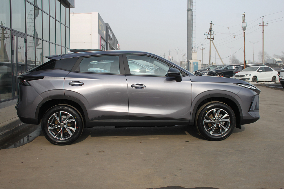 Omoda C5 , серый