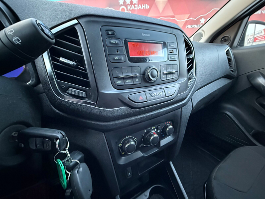Lada (ВАЗ) XRAY Optima Air conditioner (2018), 2018 года, пробег 84500 км