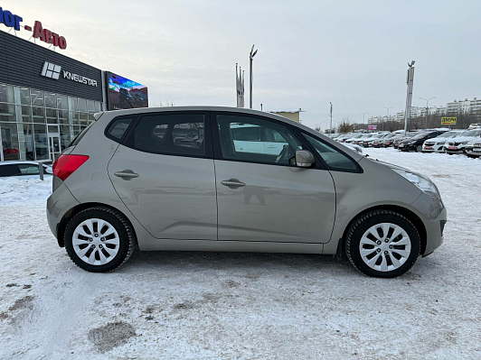 Kia Venga Luxe, 2014 года, пробег 143011 км