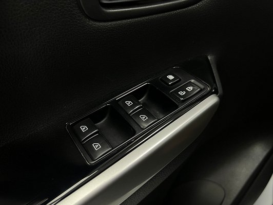 Mitsubishi Pajero Sport Ultimate, 2020 года, пробег 119012 км