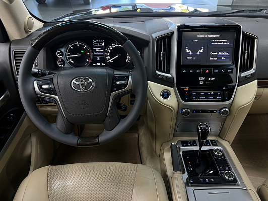 Toyota Land Cruiser, 2016 года, пробег 235278 км
