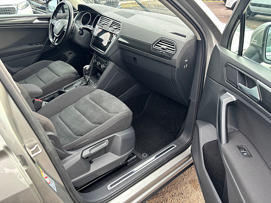 Volkswagen Tiguan CONNECT PLUS, 2019 года, пробег 130000 км