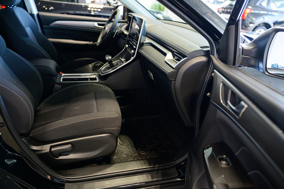 Haval M6 Оптимум, черный