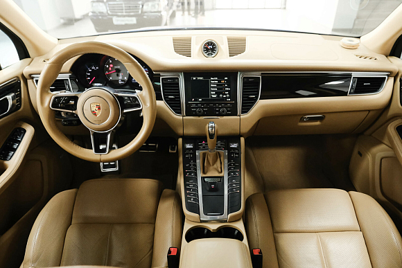 Porsche Macan S, 2015 года, пробег 182983 км