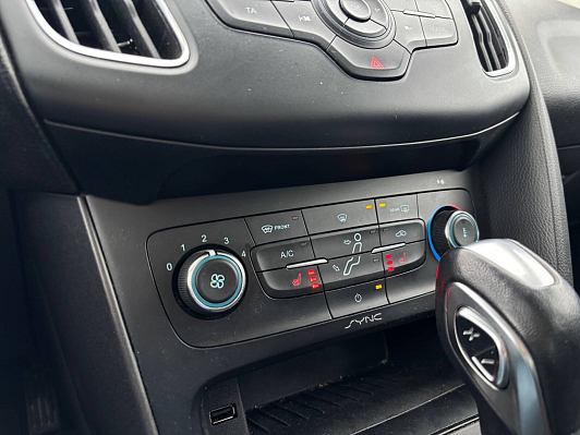 Ford Focus SYNC Edition, 2017 года, пробег 175869 км