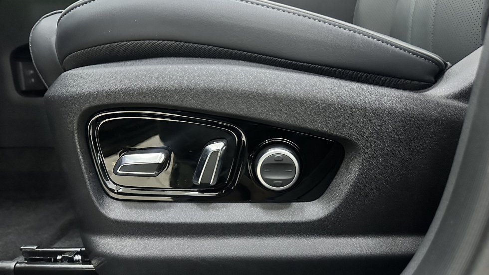 Jaecoo J7 Комфорт, черный