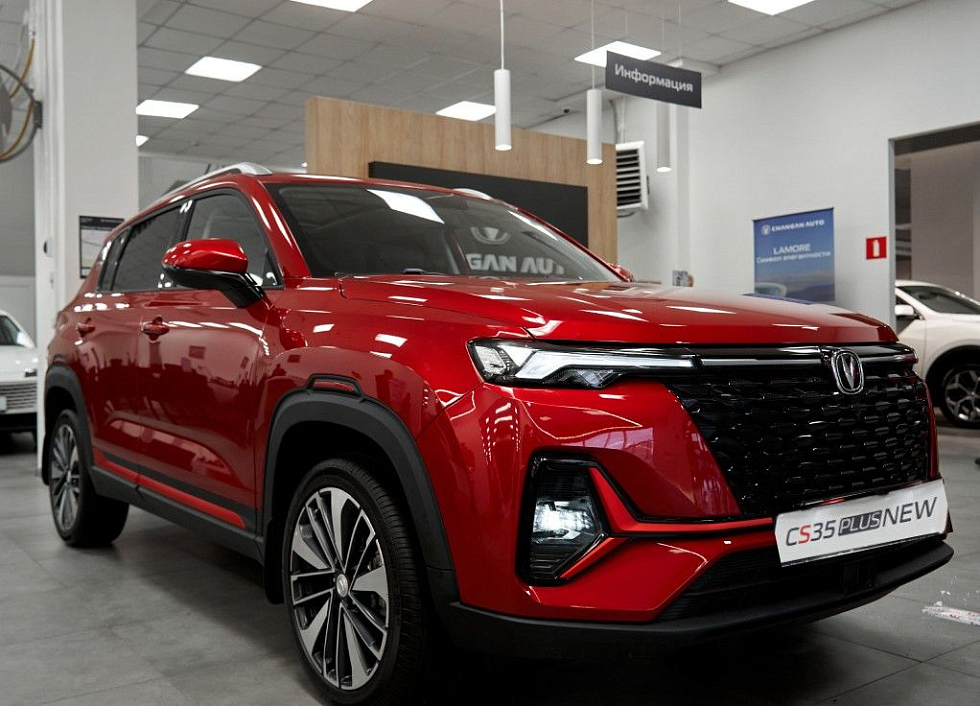 Omoda C7 Актив, серебряный