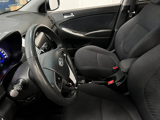 Hyundai Solaris Elegance, 2015 года, пробег 202566 км