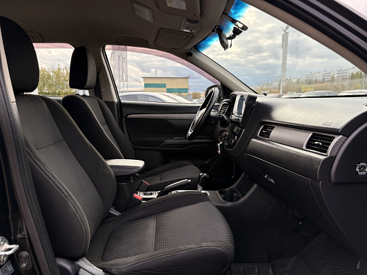 Mitsubishi Outlander Invite, 2016 года, пробег 268552 км
