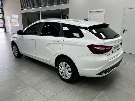 Lada (ВАЗ) Vesta, 2023 года, пробег 72455 км