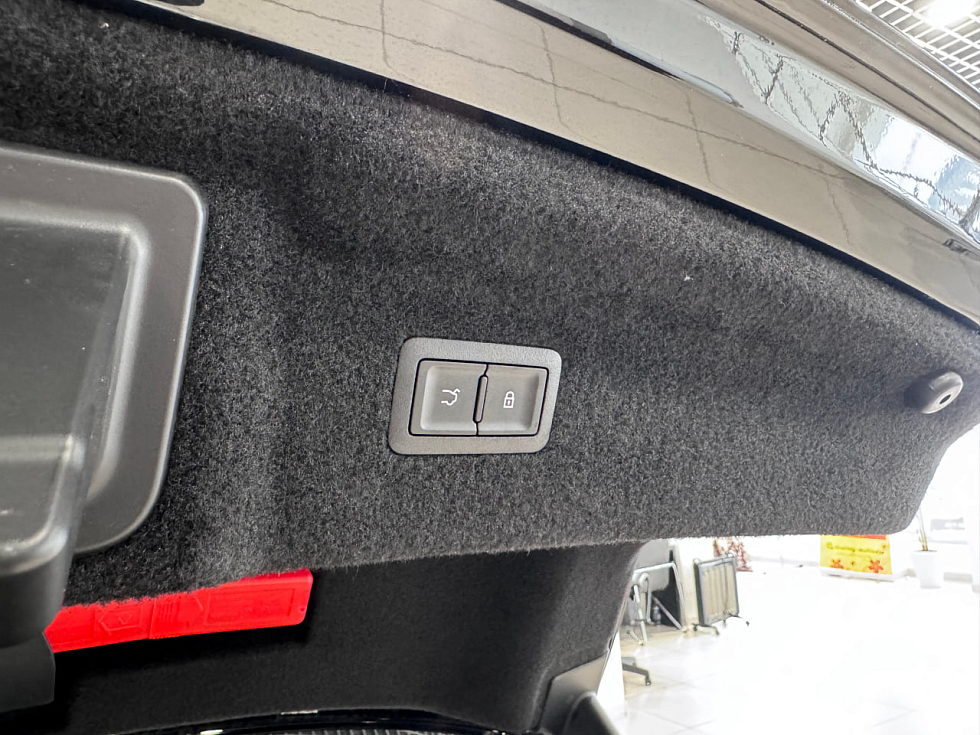 Hongqi H9 Делюкс (Deluxe), черный