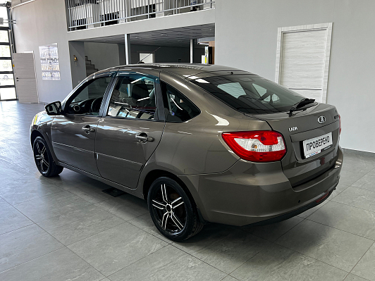 Lada (ВАЗ) Granta Luxe Prestige Glonass 21917-52-00E, 2017 года, пробег 147000 км