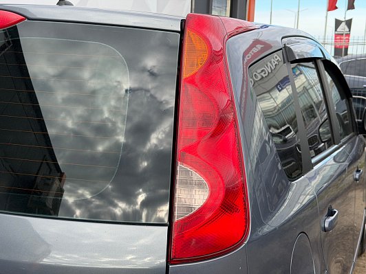 Nissan Note Luxury, 2007 года, пробег 236836 км