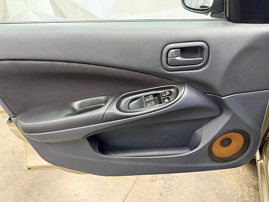 Nissan Almera, 2004 года, пробег 237670 км