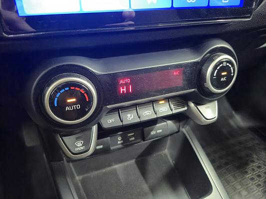 Kia Rio Luxe RED Line, 2017 года, пробег 87524 км