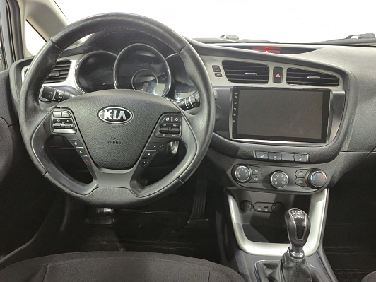 Kia Ceed Comfort, 2013 года, пробег 144890 км