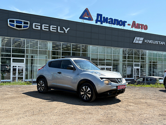 Nissan Juke XE, 2013 года, пробег 180000 км
